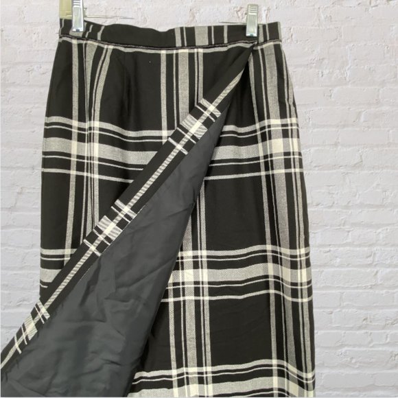 Liz Claiborne Black and White Plaid Wrap-Around Maxi Skirt - Picture 6 of 12